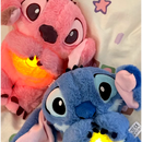 Pelúcia Stitch Disney Azul com Luz Som Respira Relaxante Ansiedade Sono Tiktok Autismo – StitchZen™
