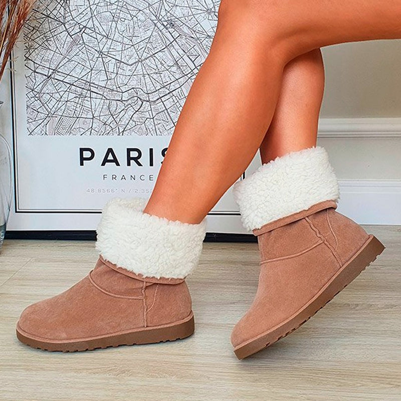 Bota Feminina Uggui Bege com Branco Forrada Com Pelos Para Frio Inverno Neve