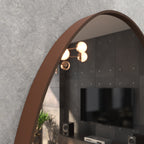 Vista lateral do espelho Lyra mostrando bordas lapidadas